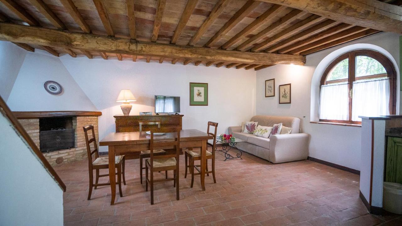 Poggio Al Palio Aparthotel San Lorenzo a Merse Exterior foto