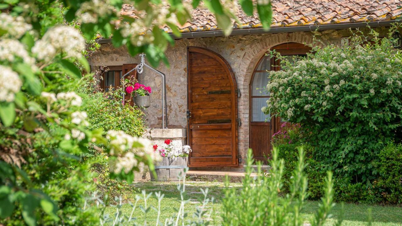 Poggio Al Palio Aparthotel San Lorenzo a Merse Exterior foto